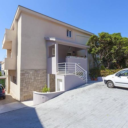 Apartmani Marina Макарска Экстерьер фото