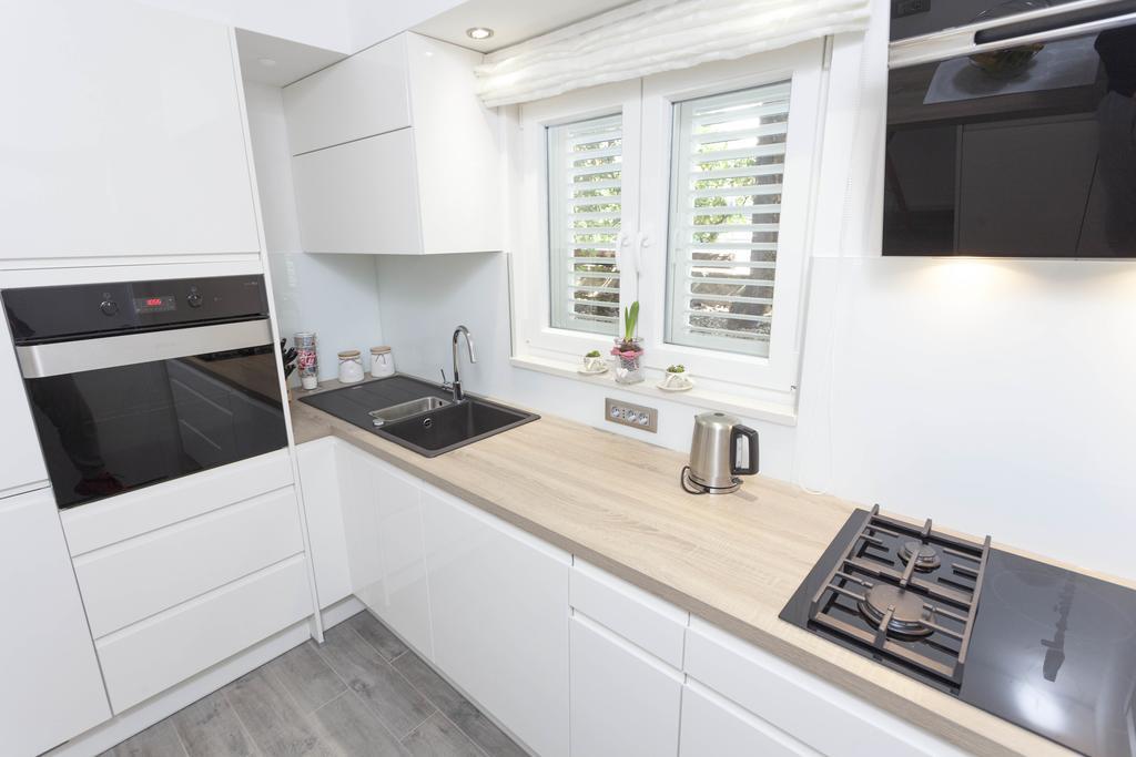 Apartmani Marina Макарска Экстерьер фото
