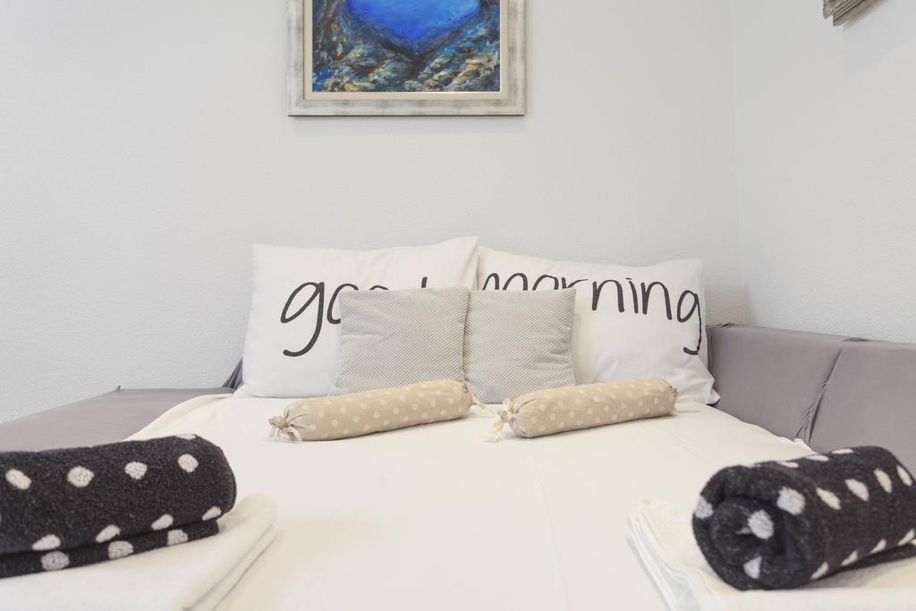 Apartmani Marina Макарска Экстерьер фото