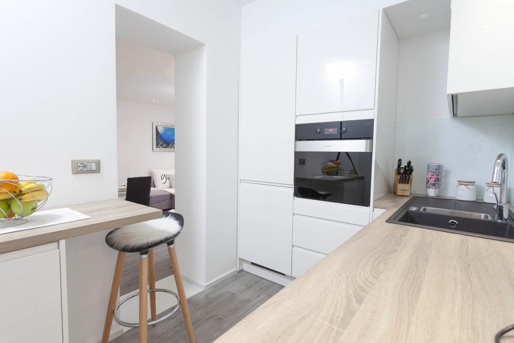 Apartmani Marina Макарска Экстерьер фото