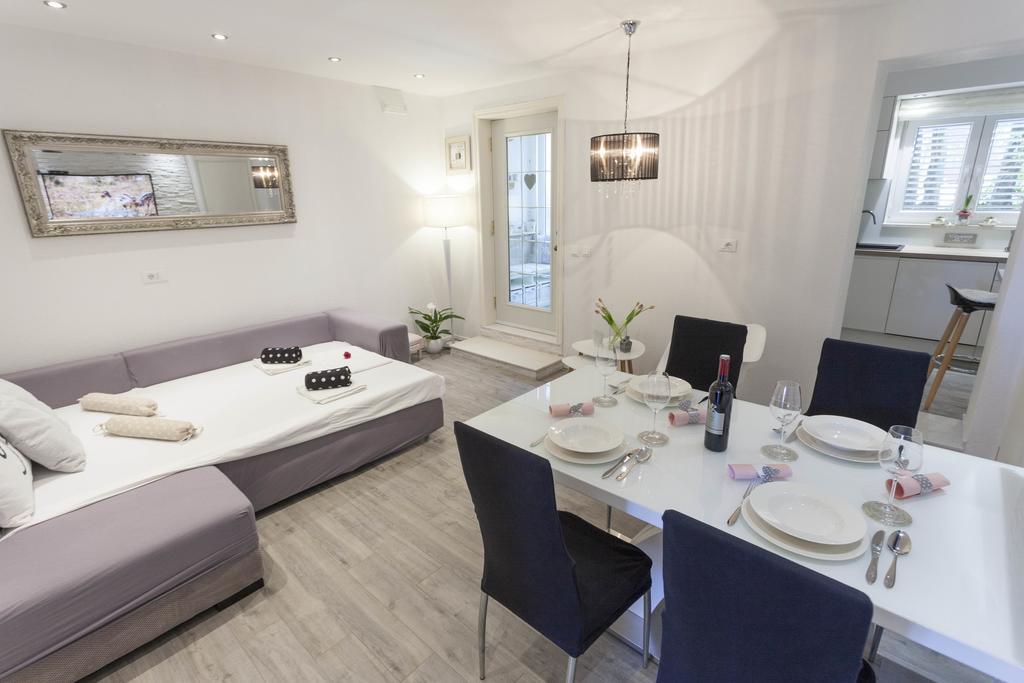 Apartmani Marina Макарска Экстерьер фото