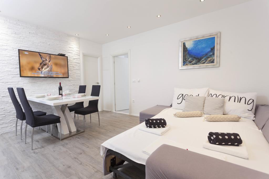 Apartmani Marina Макарска Экстерьер фото